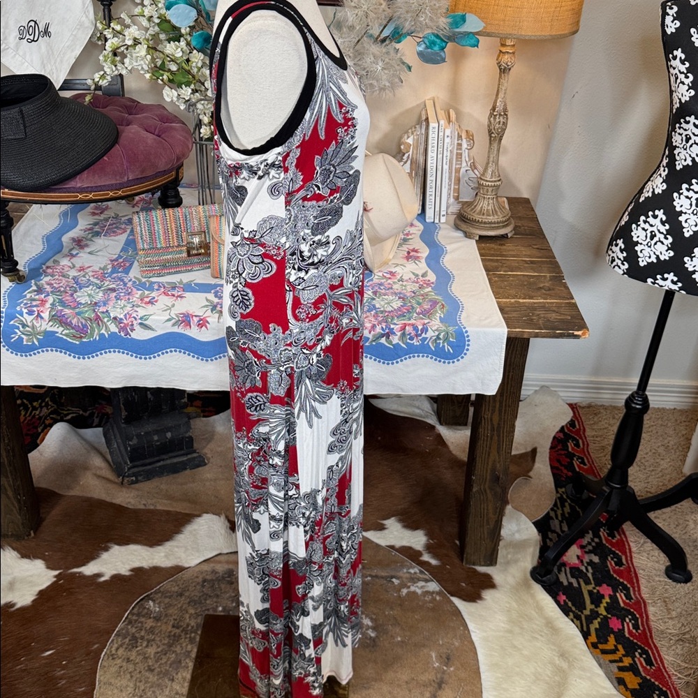 Karen Kane Red, White & Black Floral Maxi Dress - Picture 4 of 5